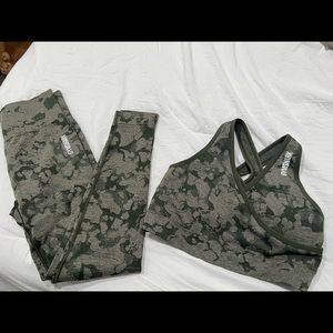 Gymshark camo set M